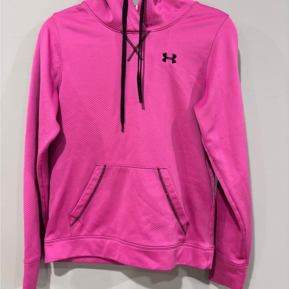 Under Armour Vibrant Pink Pullover with Black Accents Size Small